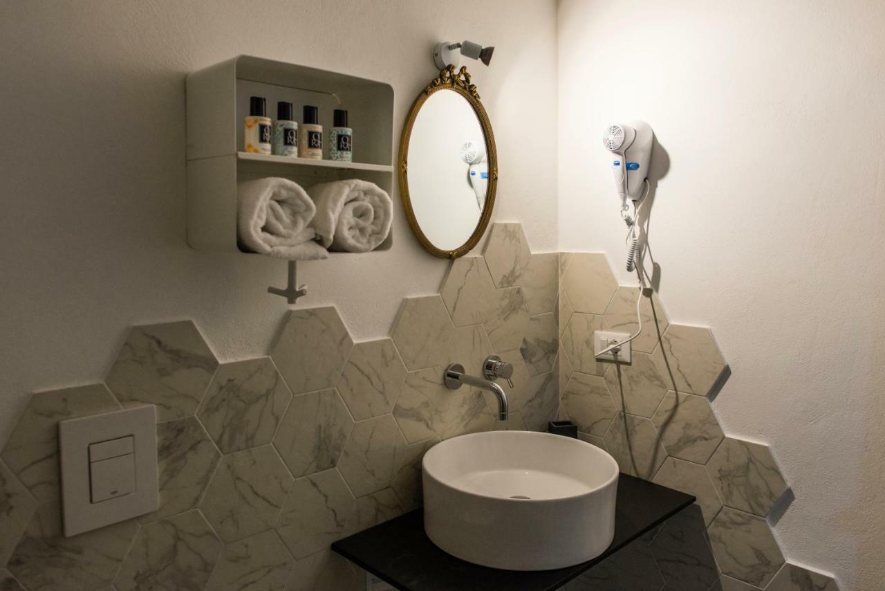 B&B Malvasia Palermo Exteriör bild